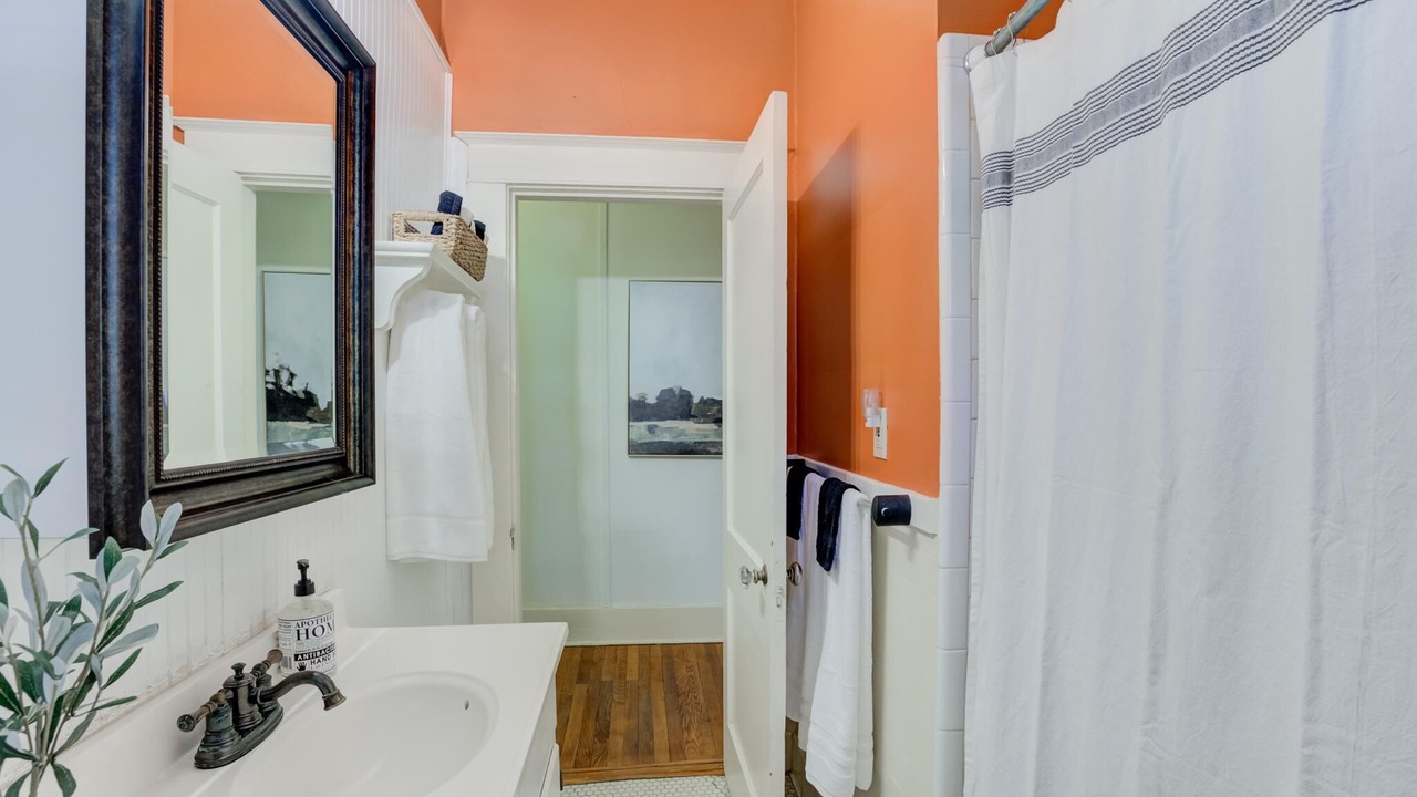 Photo of Bathroom in East Memphis