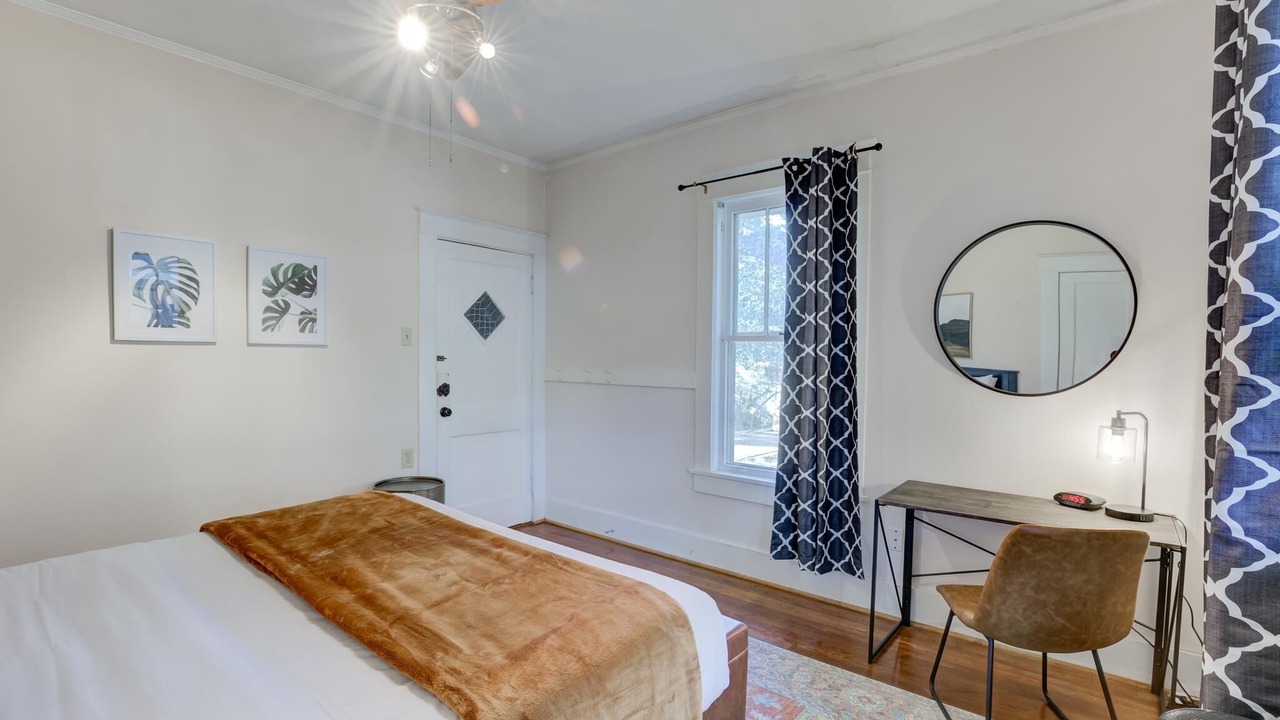 Photo of Bedroom in East Memphis