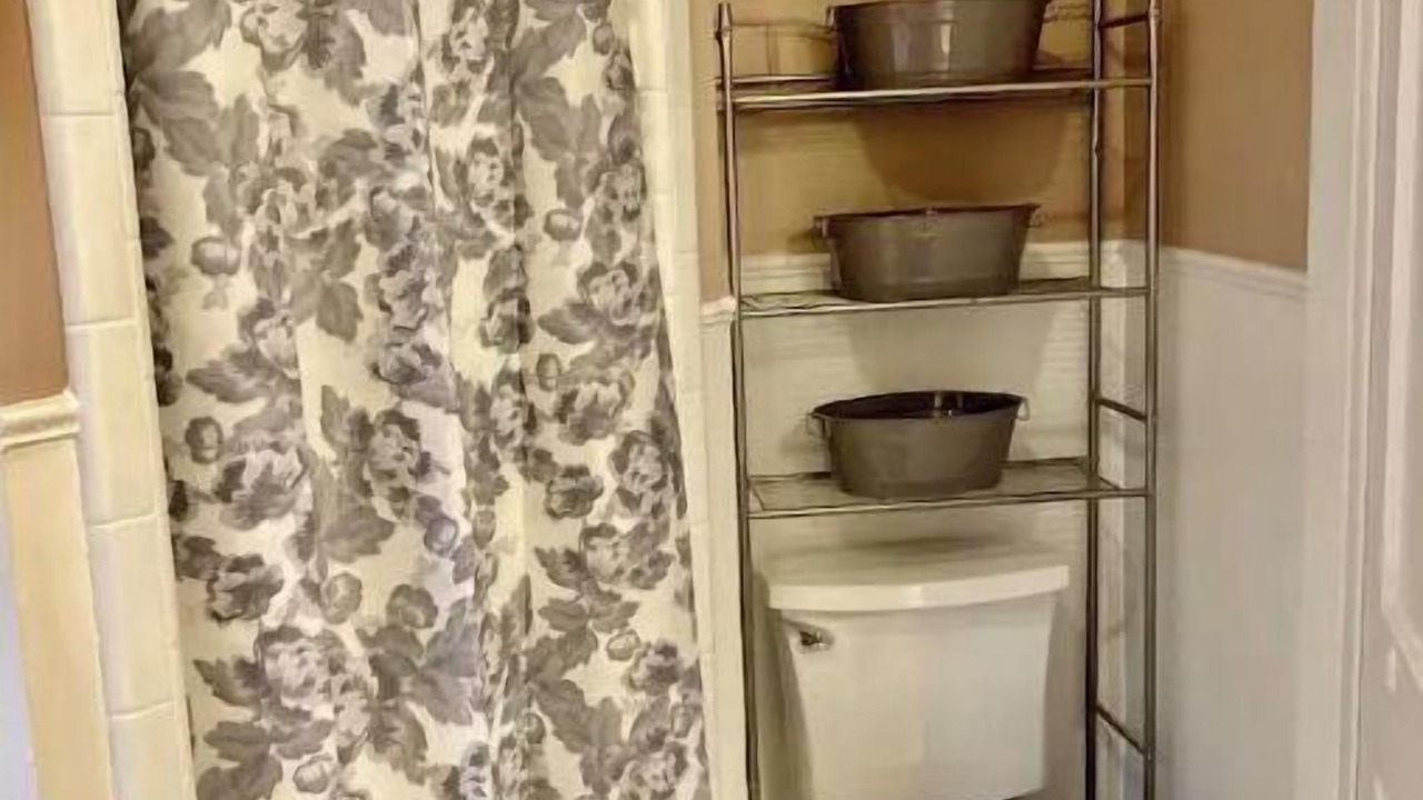 Photo of Bathroom in Tuscaloosa