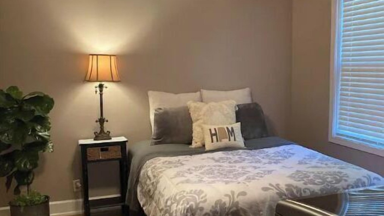 Photo of Bedroom in Tuscaloosa