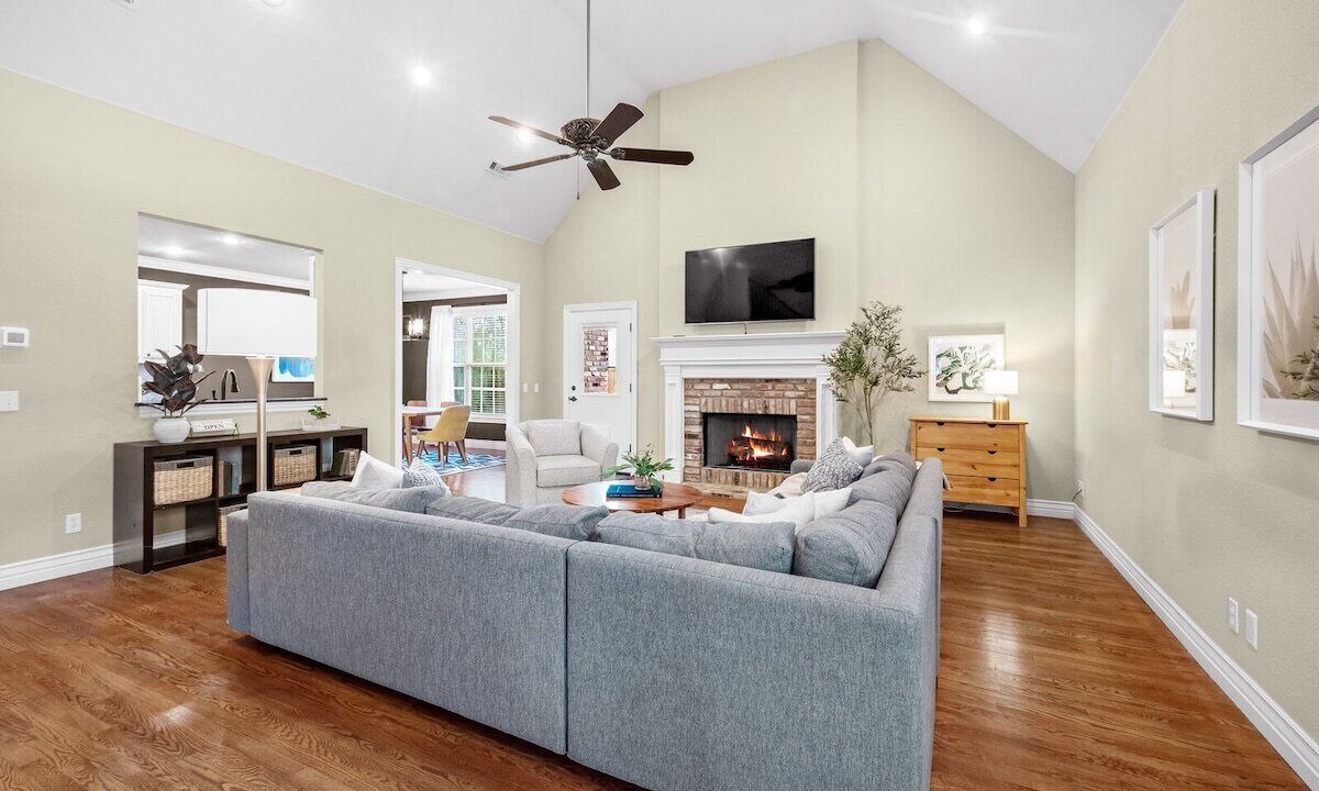Photo of Livingroom in Fayetteville