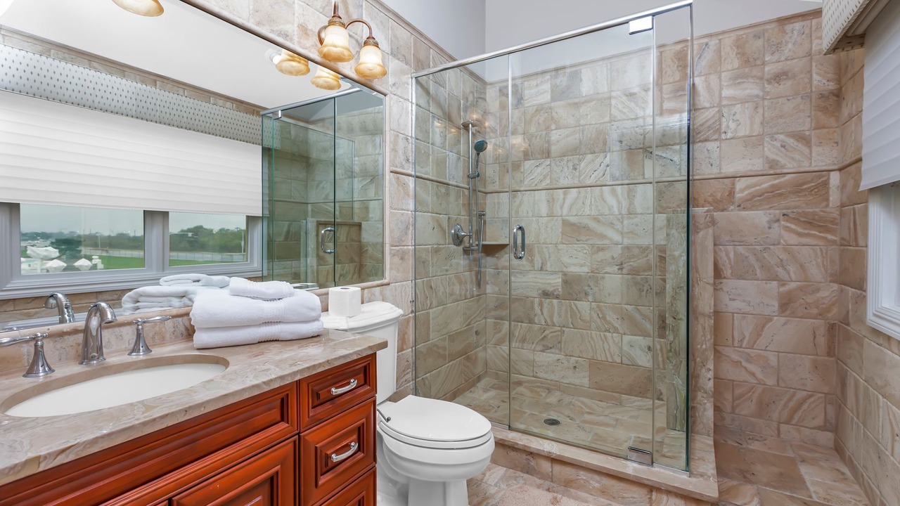Photo of Bathroom in Lido Beach