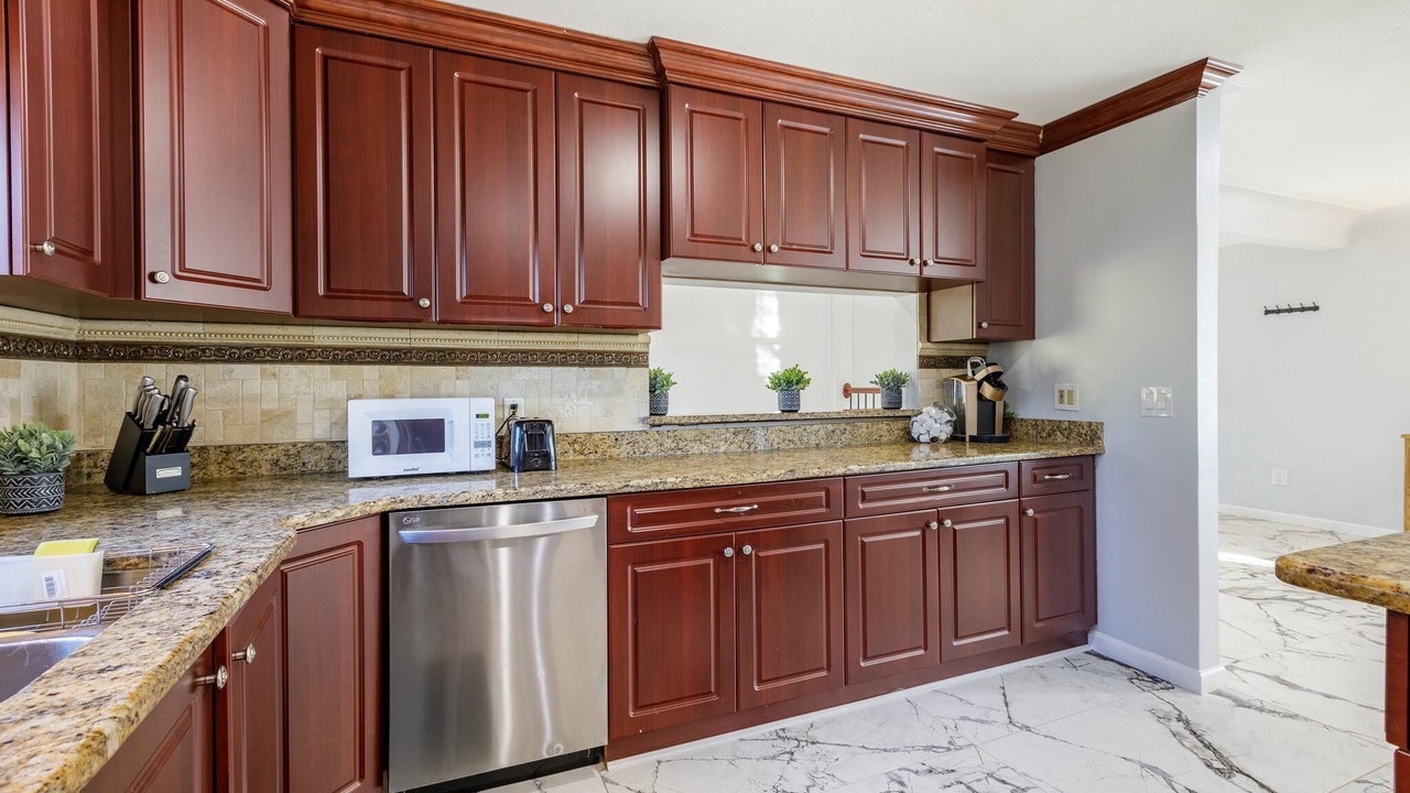 Photo of Kitchen in Commerce Township