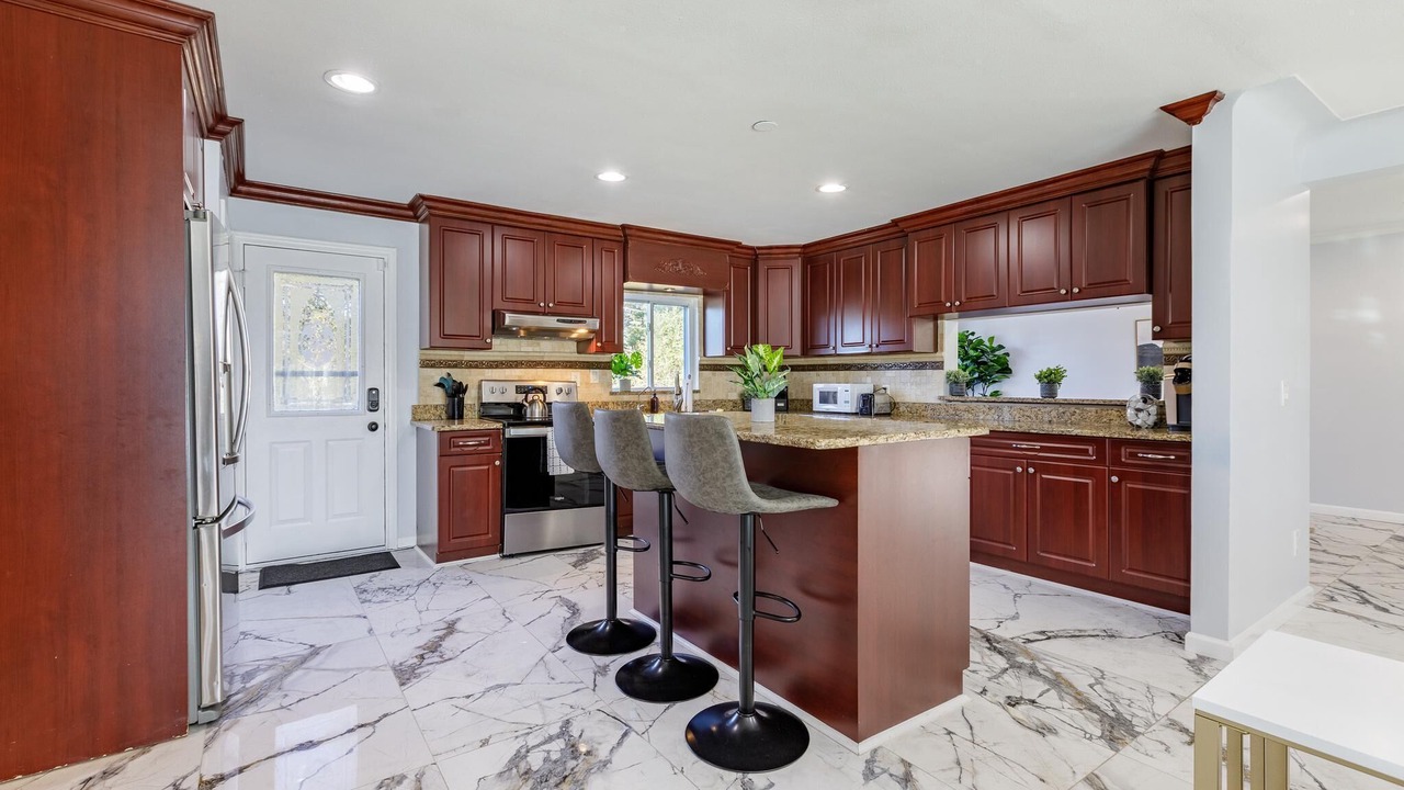 Photo of Kitchen in Commerce Township