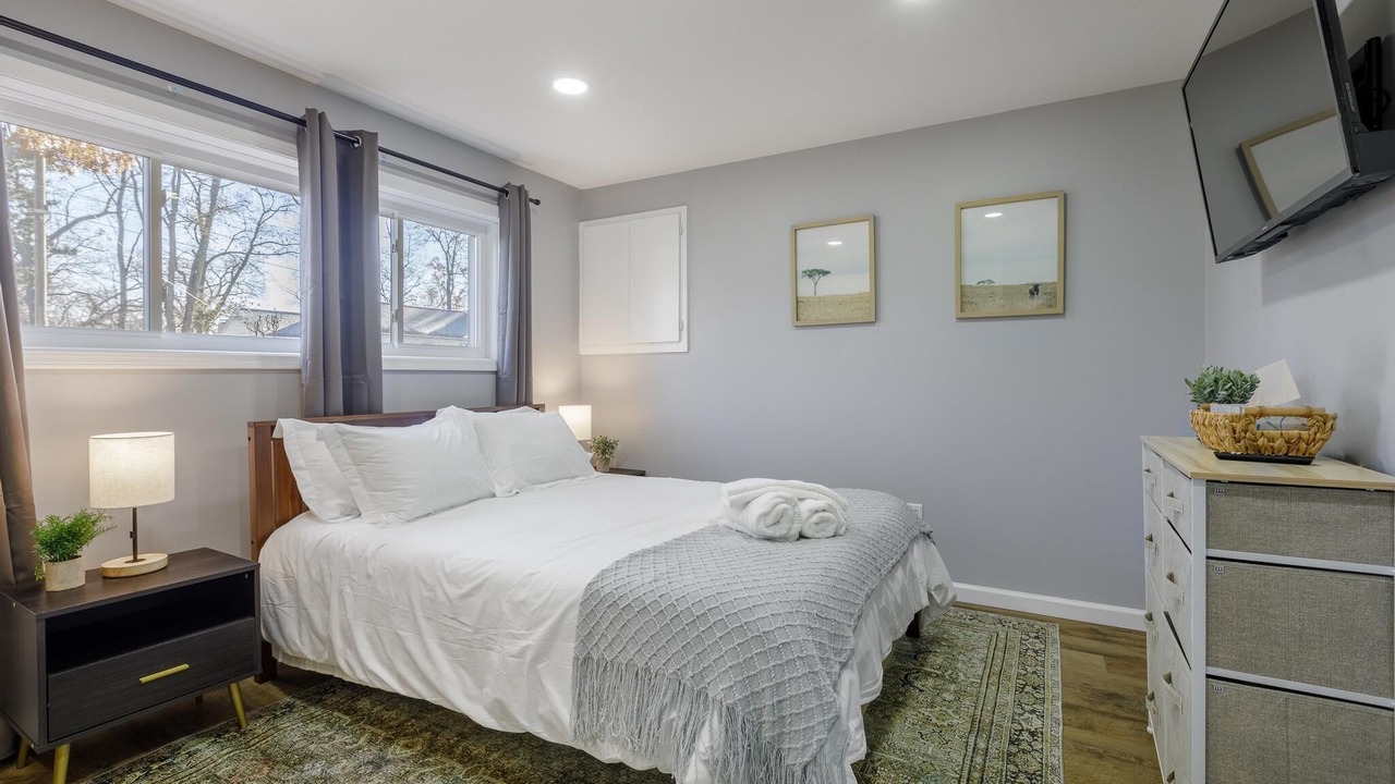 Photo of Bedroom in Commerce Township