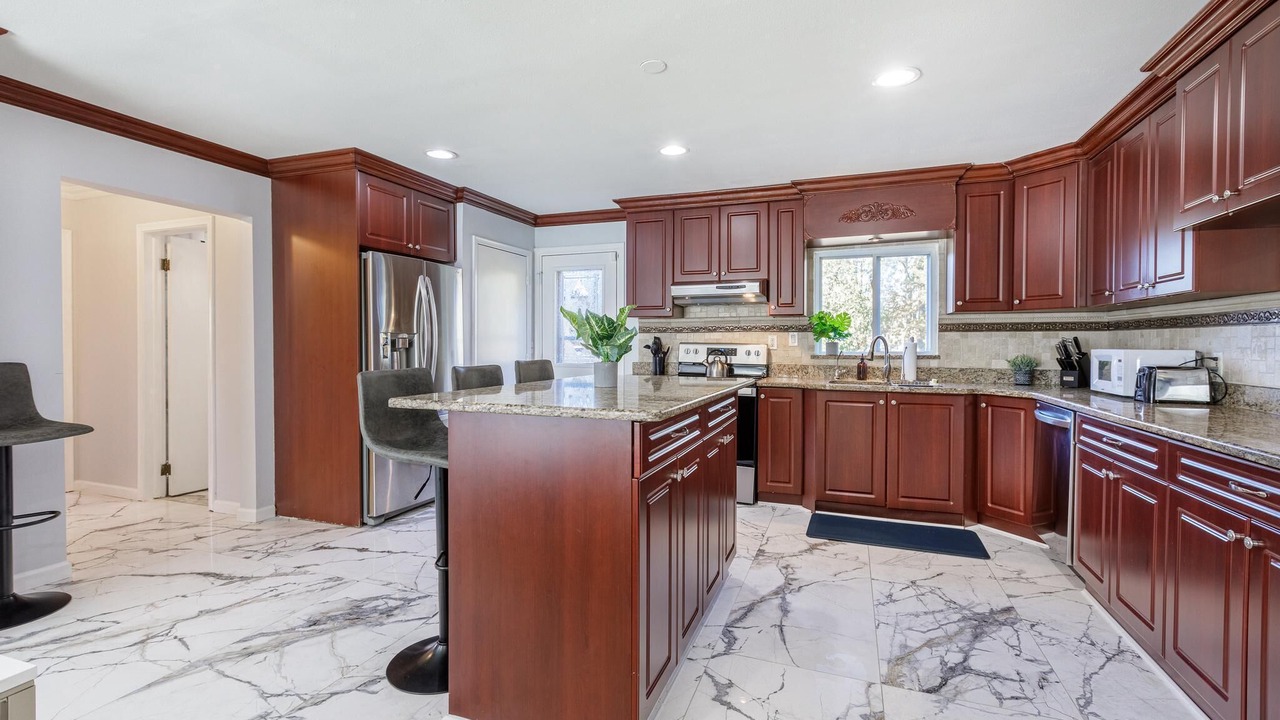 Photo of Kitchen in Commerce Township