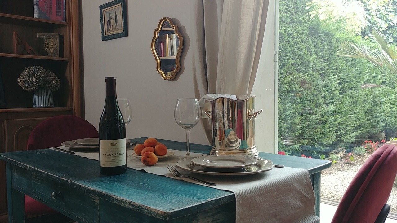 Photo of Others in Nyons