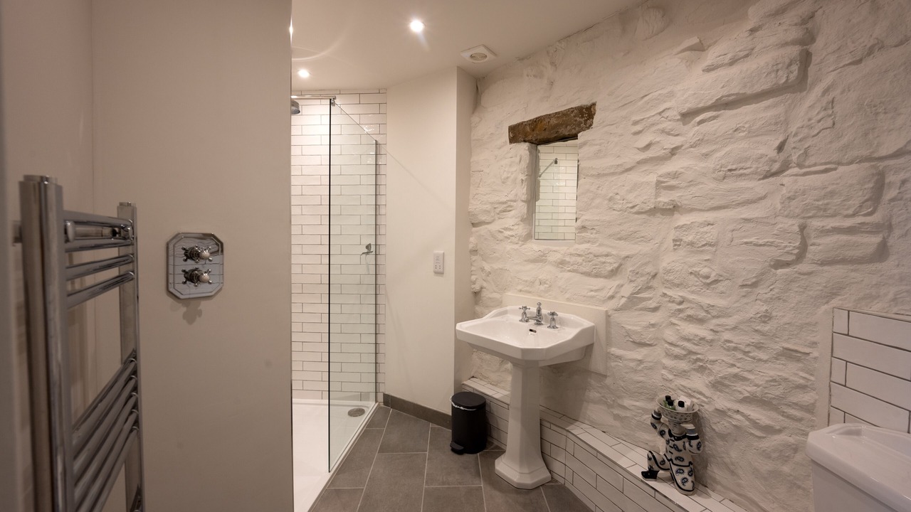 Photo of Bathroom in Murthly