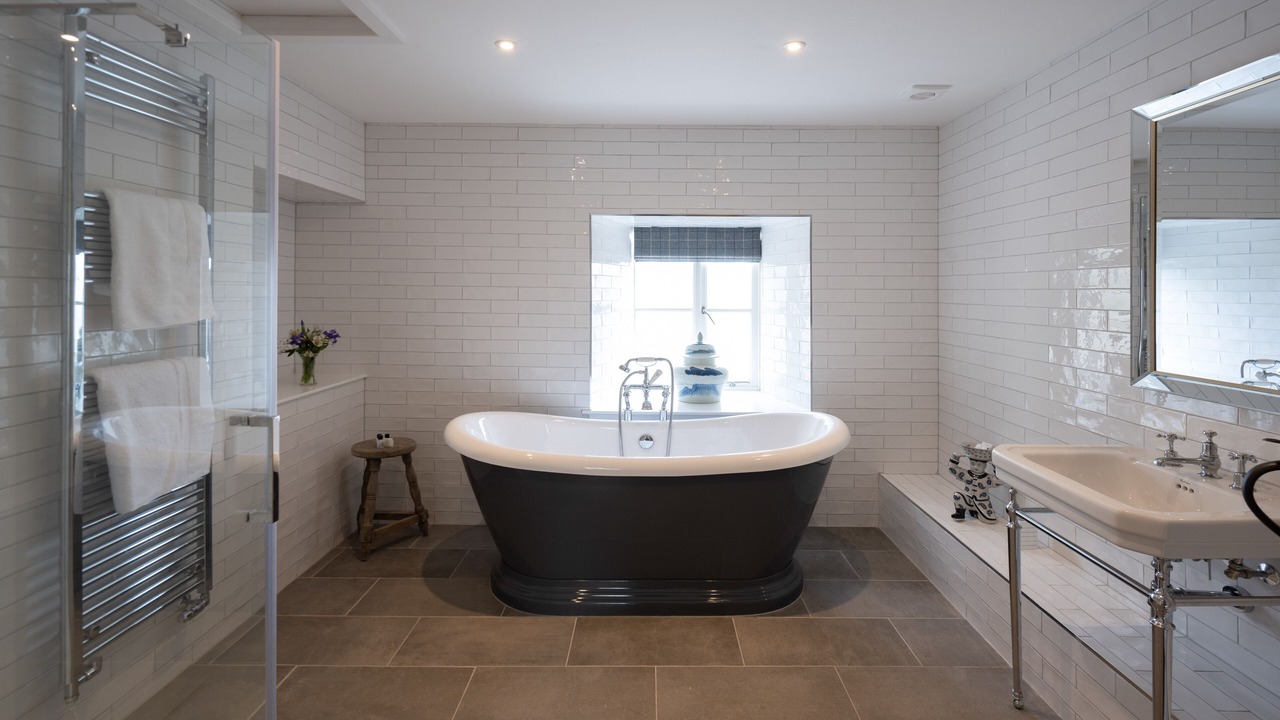 Photo of Bathroom in Murthly