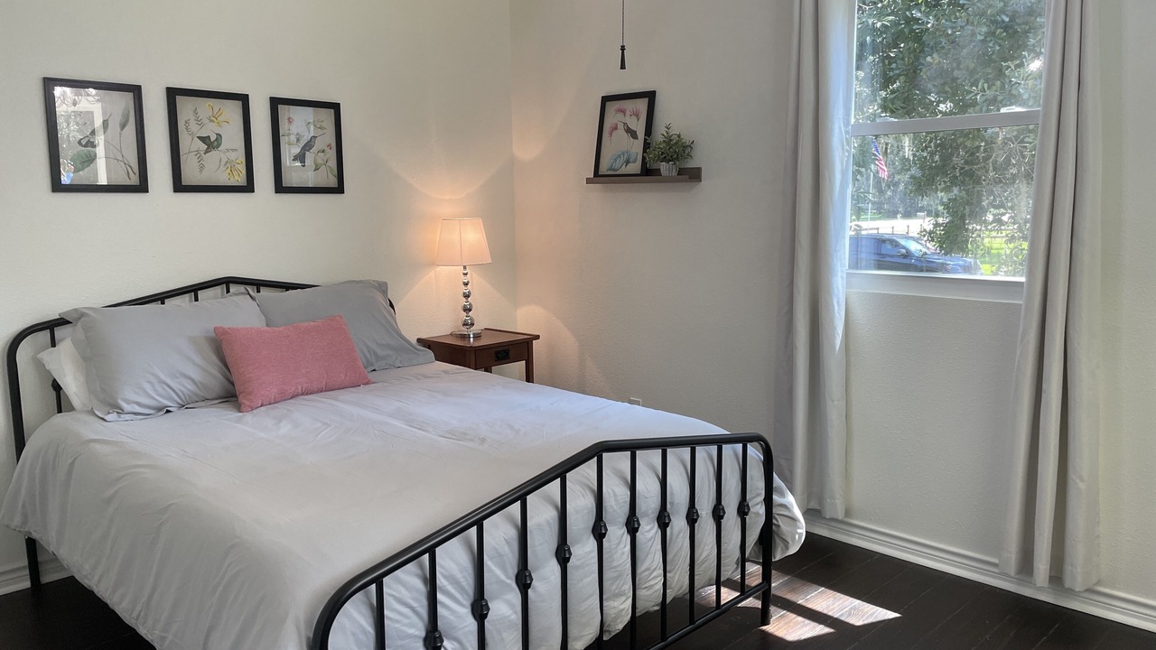 Photo of Bedroom in Brazoria