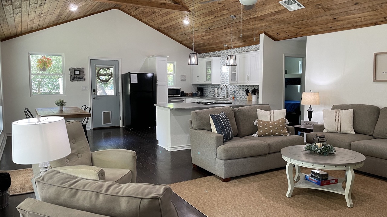 Photo of Livingroom in Brazoria