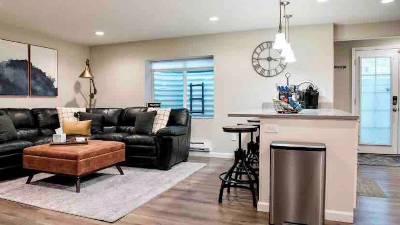 Photo of Livingroom in Lehi