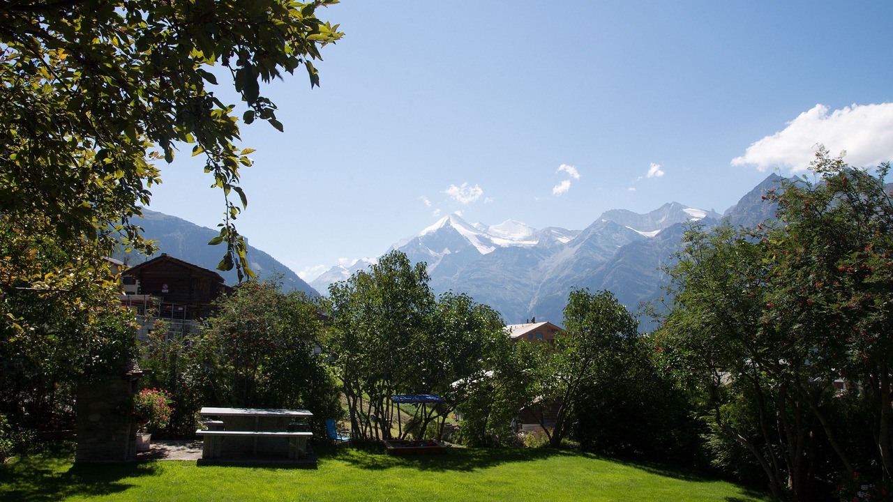 Photo of Outdoor in Graechen