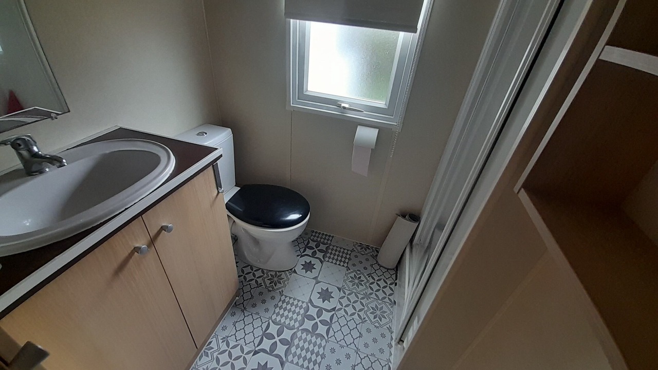 Photo of Bathroom in Bernieres-sur-Mer