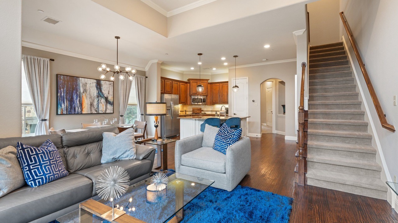 Photo of Livingroom in Legacy Park