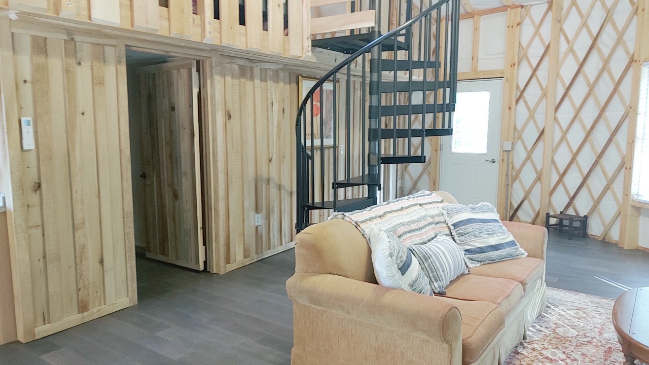 Photo of Livingroom in Glen Lyn