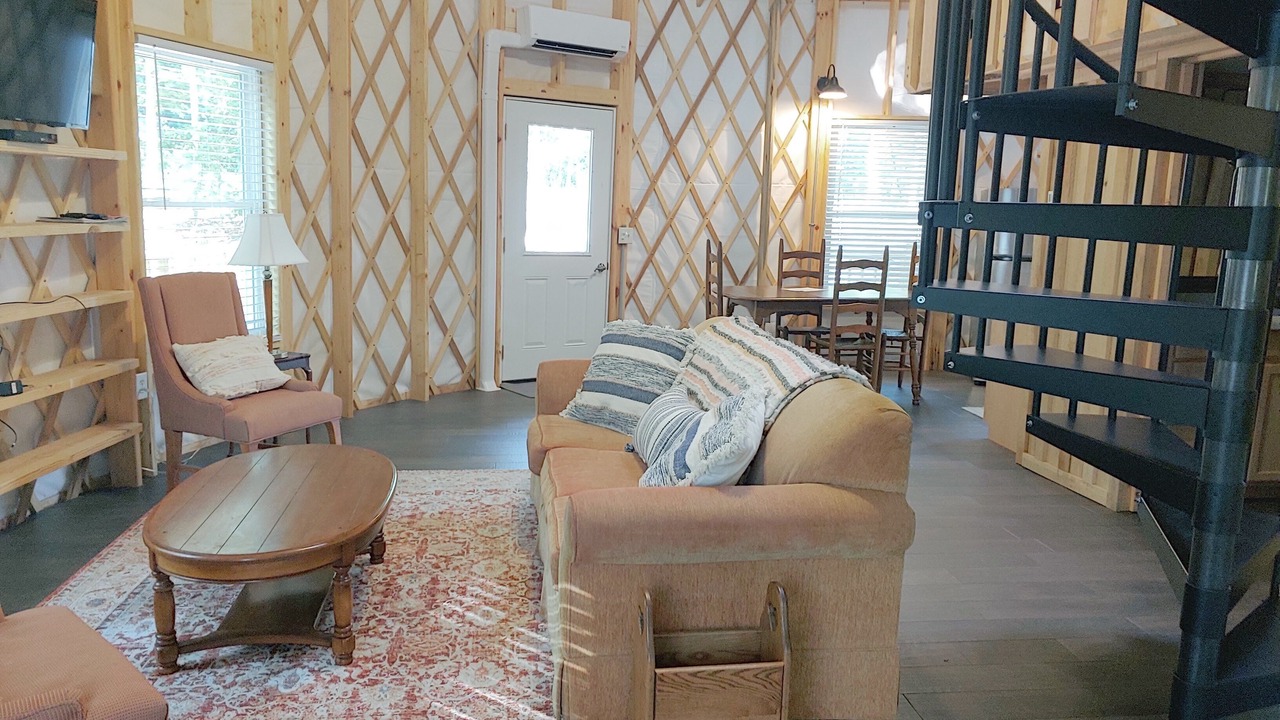 Photo of Livingroom in Glen Lyn