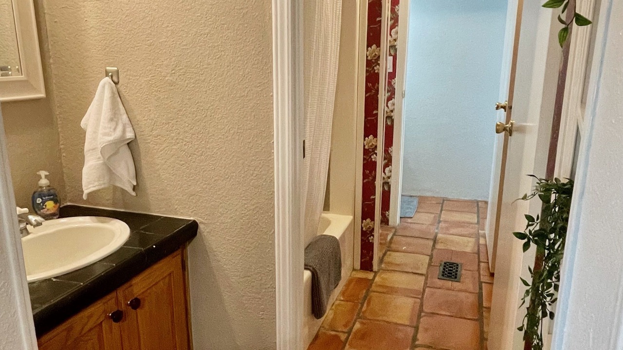 Photo of Bathroom in Dimmitt