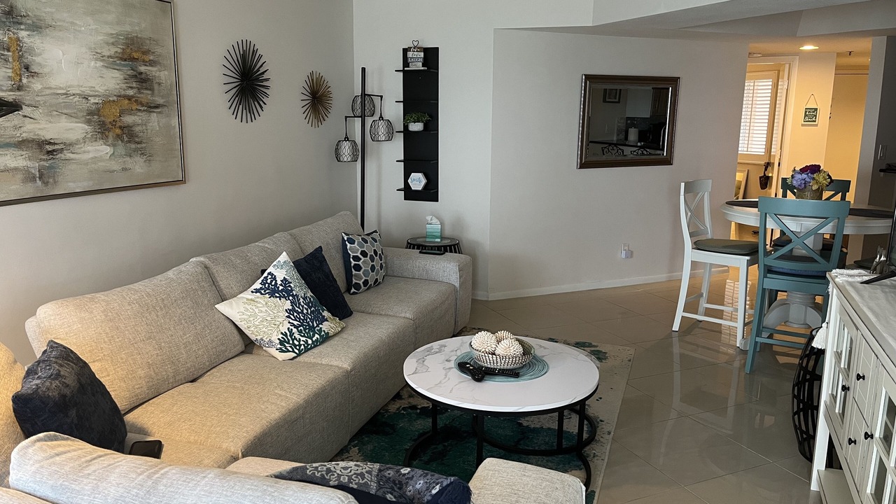 Photo of Livingroom in Stagetop