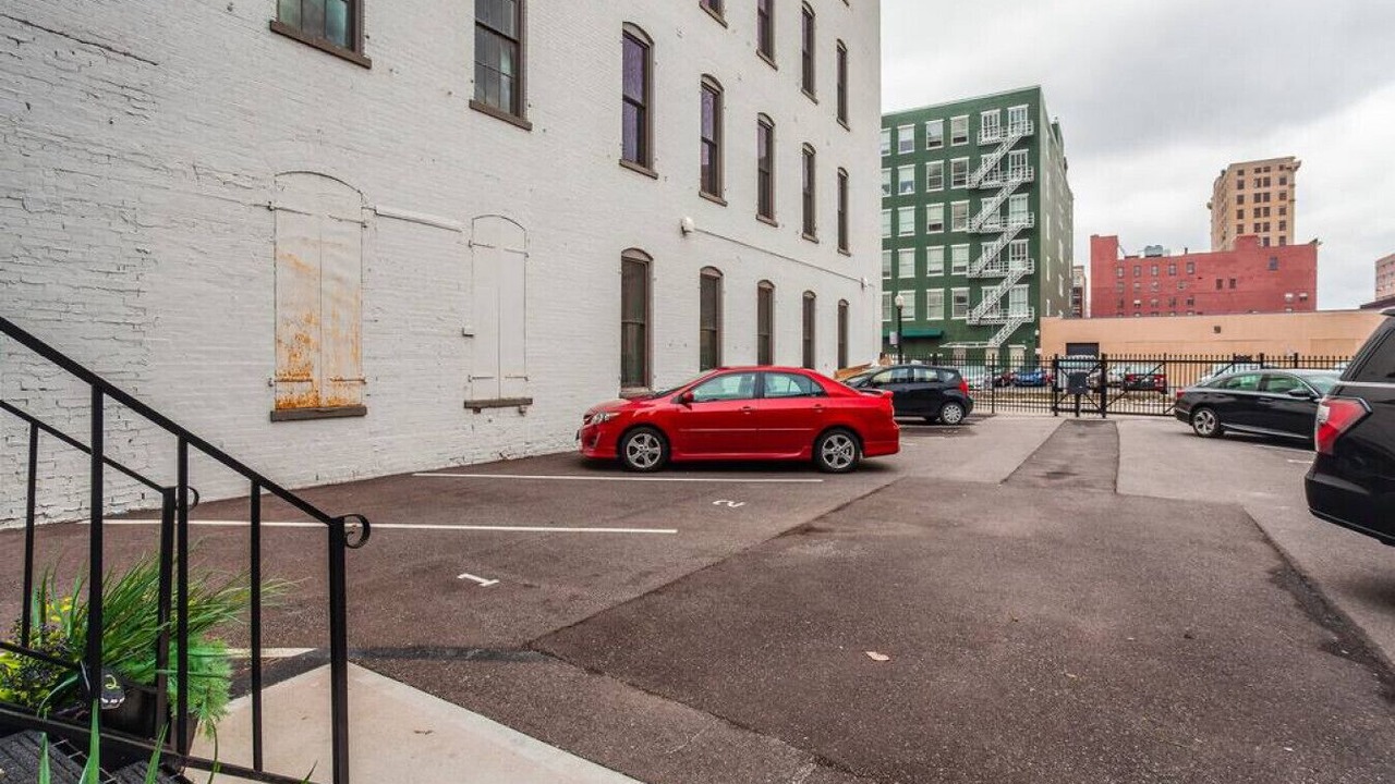 Photo of Others in Central Business District