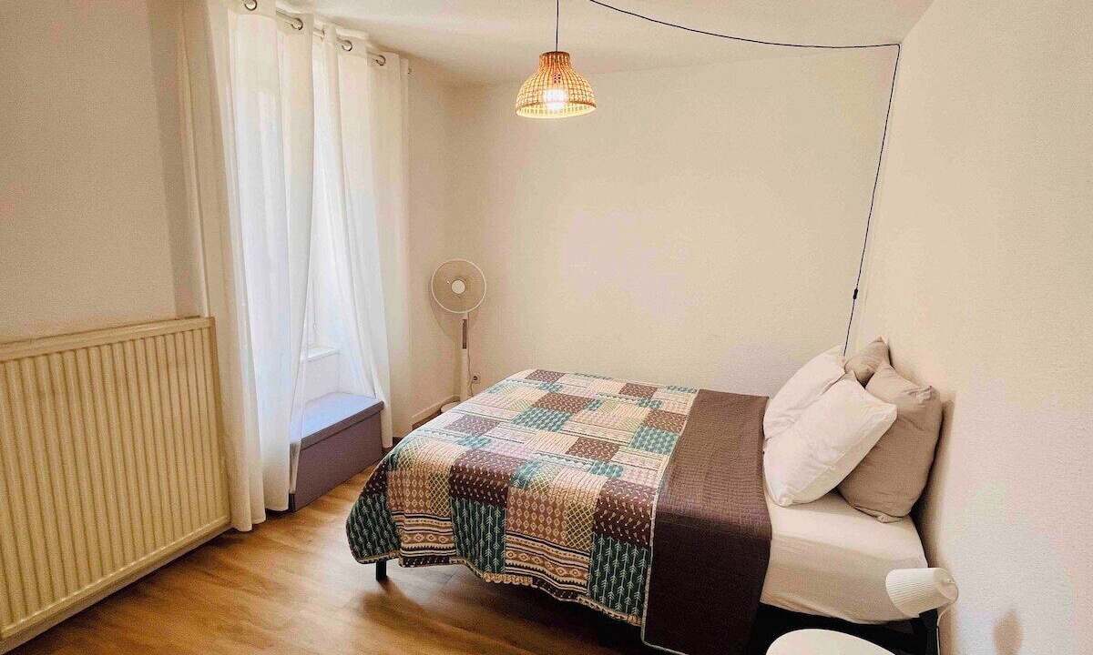 Photo of Bedroom in Avignon City Centre