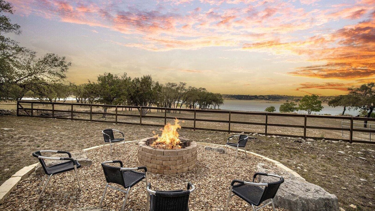 Photo of Others in Canyon Lake