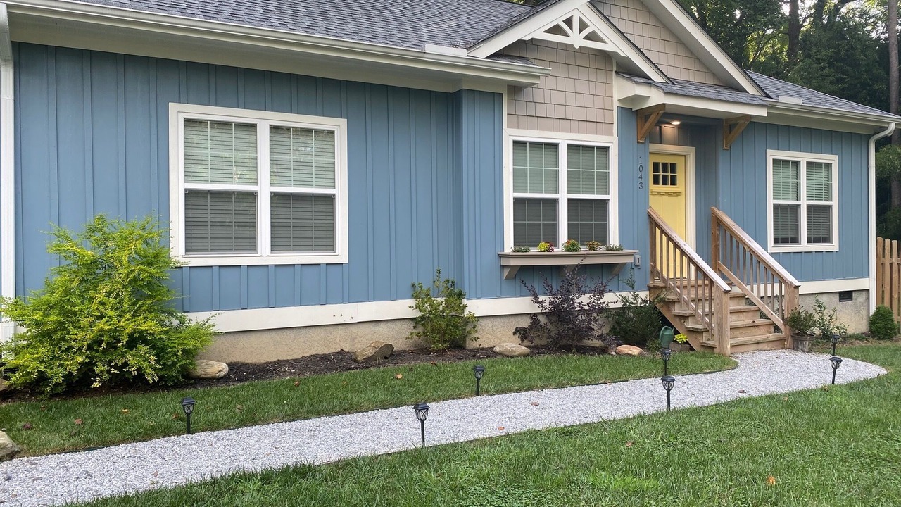 Photo of Outdoor in Hendersonville