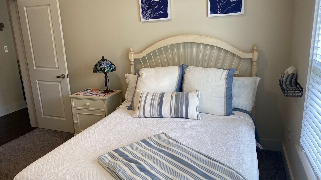 Photo of Bedroom in Hendersonville