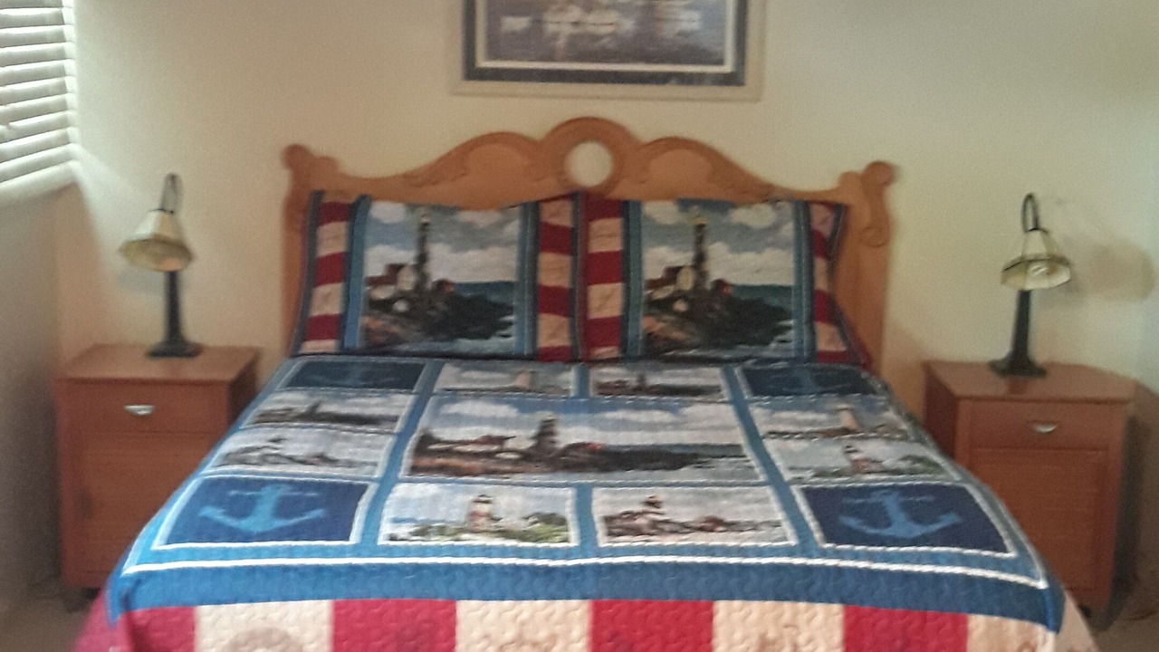 Photo of Bedroom in Fontana-on-Geneva Lake