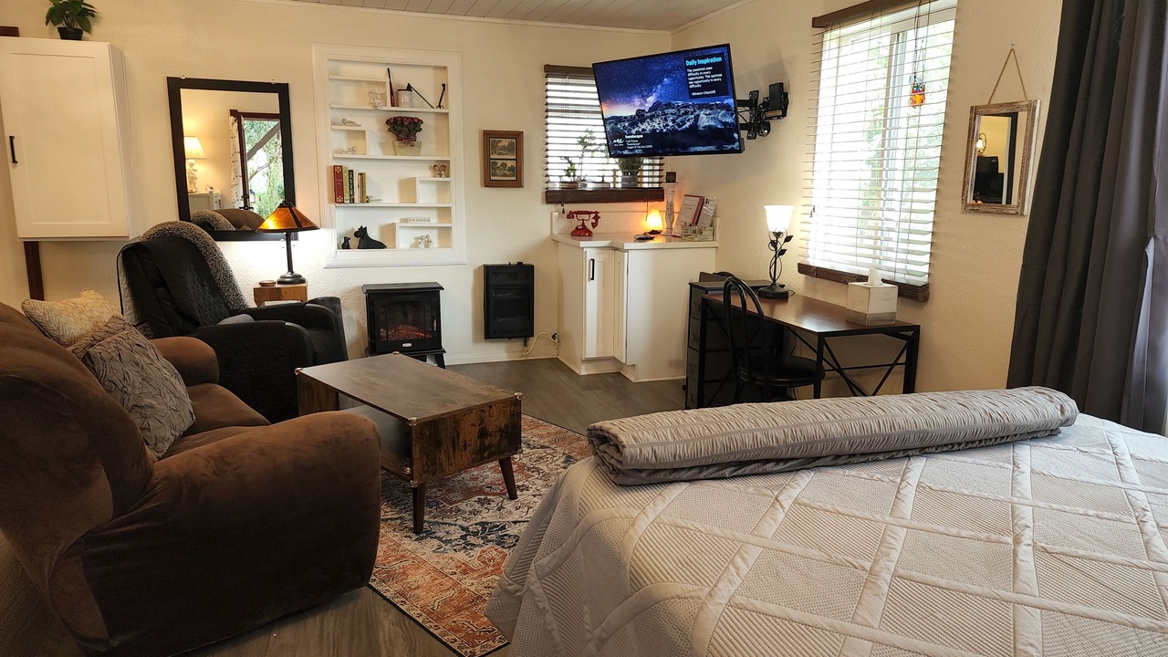 Photo of Bedroom in Cherry Valley