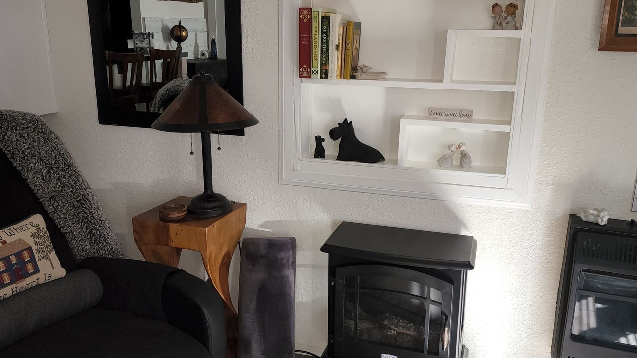 Photo of Livingroom in Cherry Valley