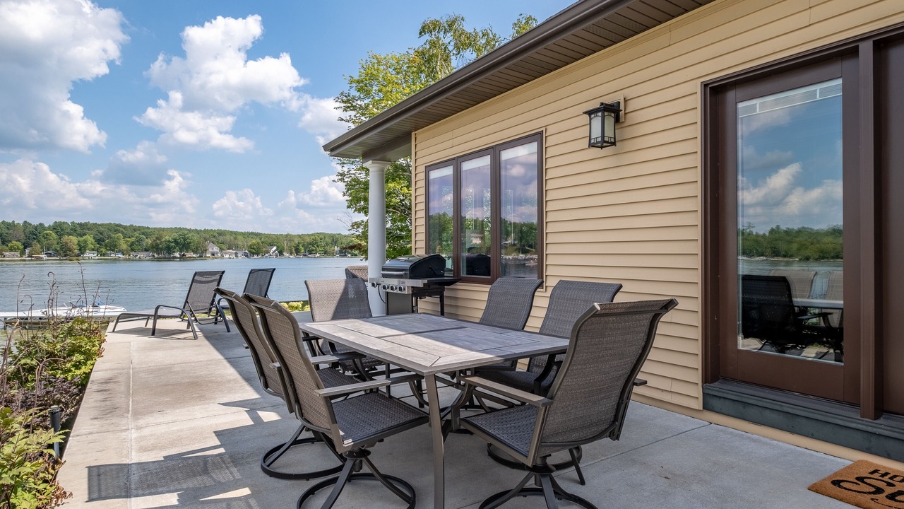 Photo of Outdoor in Lake