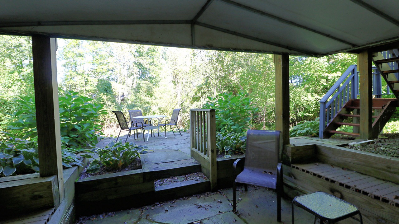 Photo of Patio Balcony in Chautauqua
