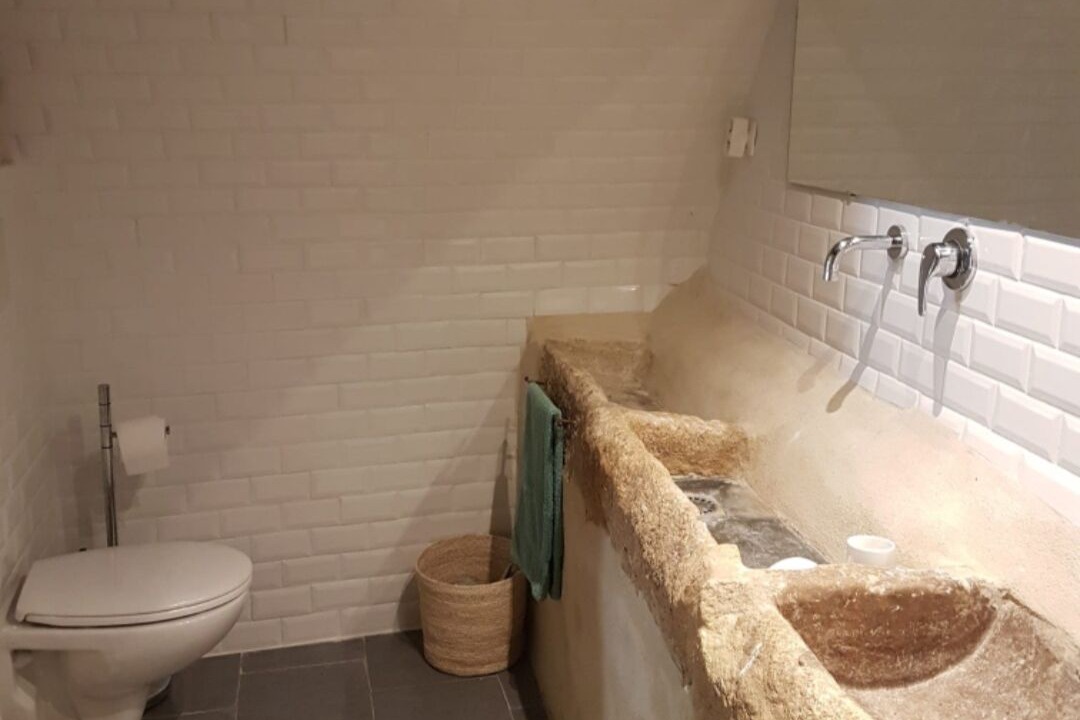 Photo of Bathroom in Collias