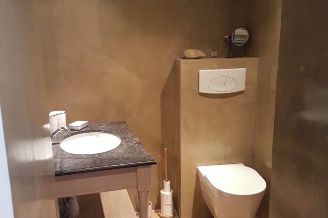 Photo of Bathroom in Collias