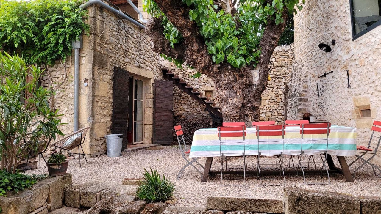 Photo of Patio Balcony in Collias