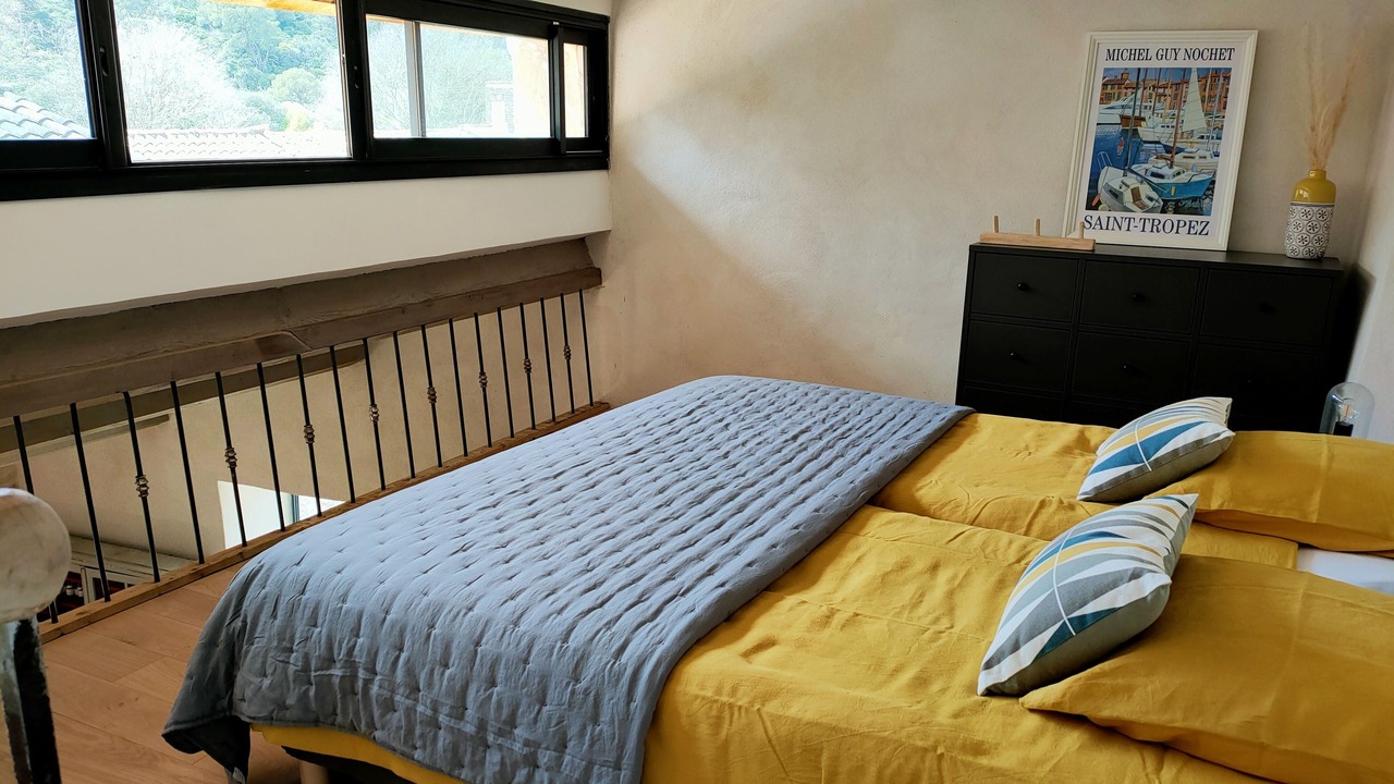 Photo of Bedroom in Collias