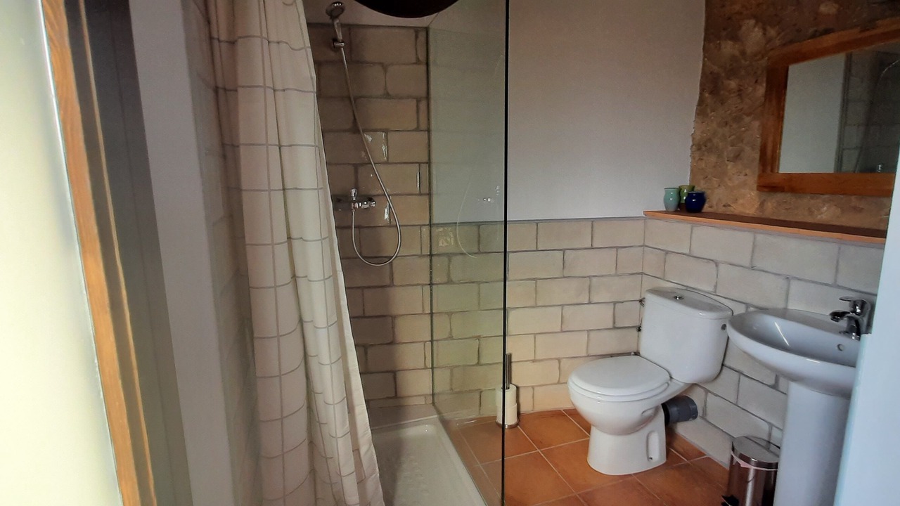 Photo of Bathroom in Albons