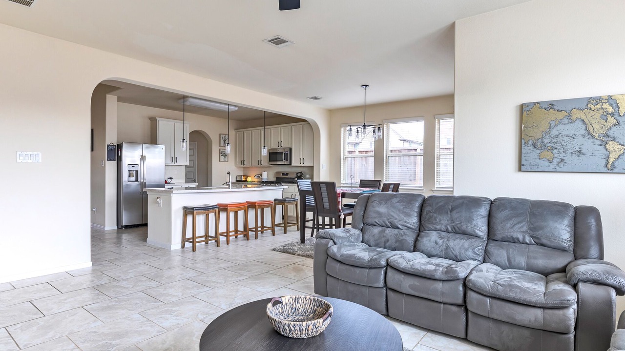 Photo of Livingroom in Missouri City