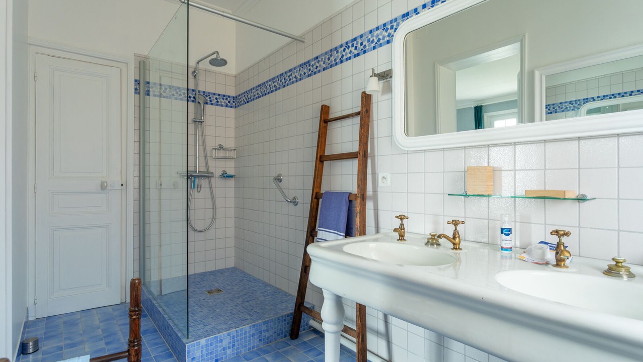 Photo of Bathroom in Villerville