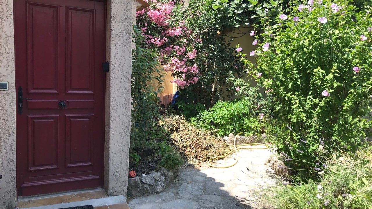 Photo of Outdoor in Chateau Gombert