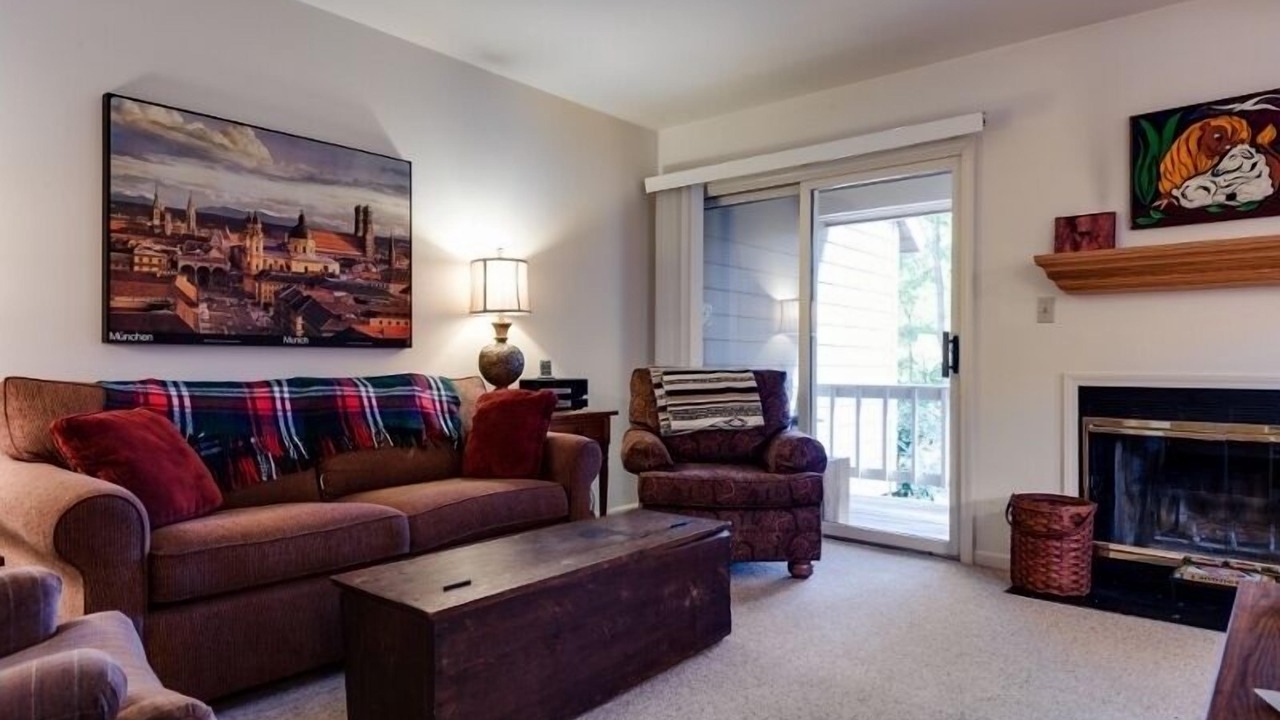 Photo of Livingroom in Chautauqua