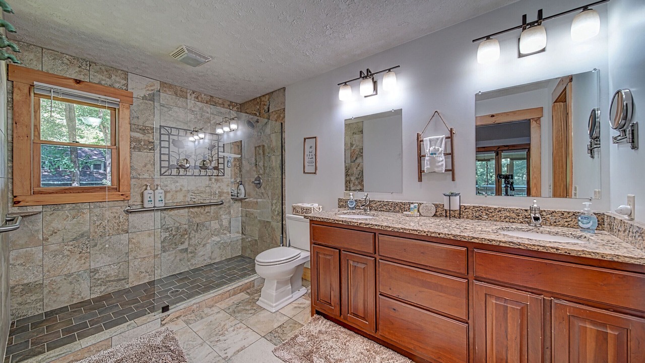 Photo of Bathroom in Ellijay