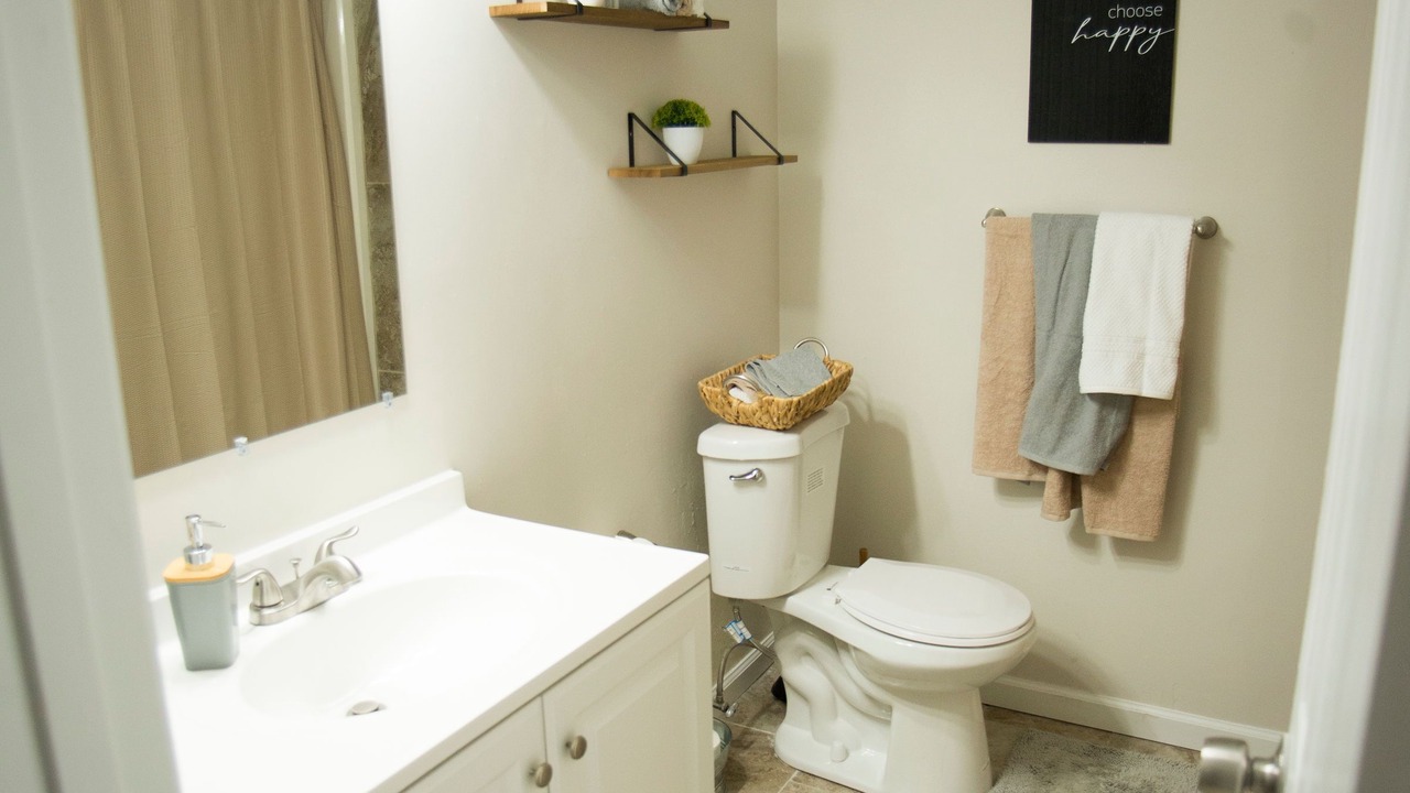 Photo of Bathroom in Fentress