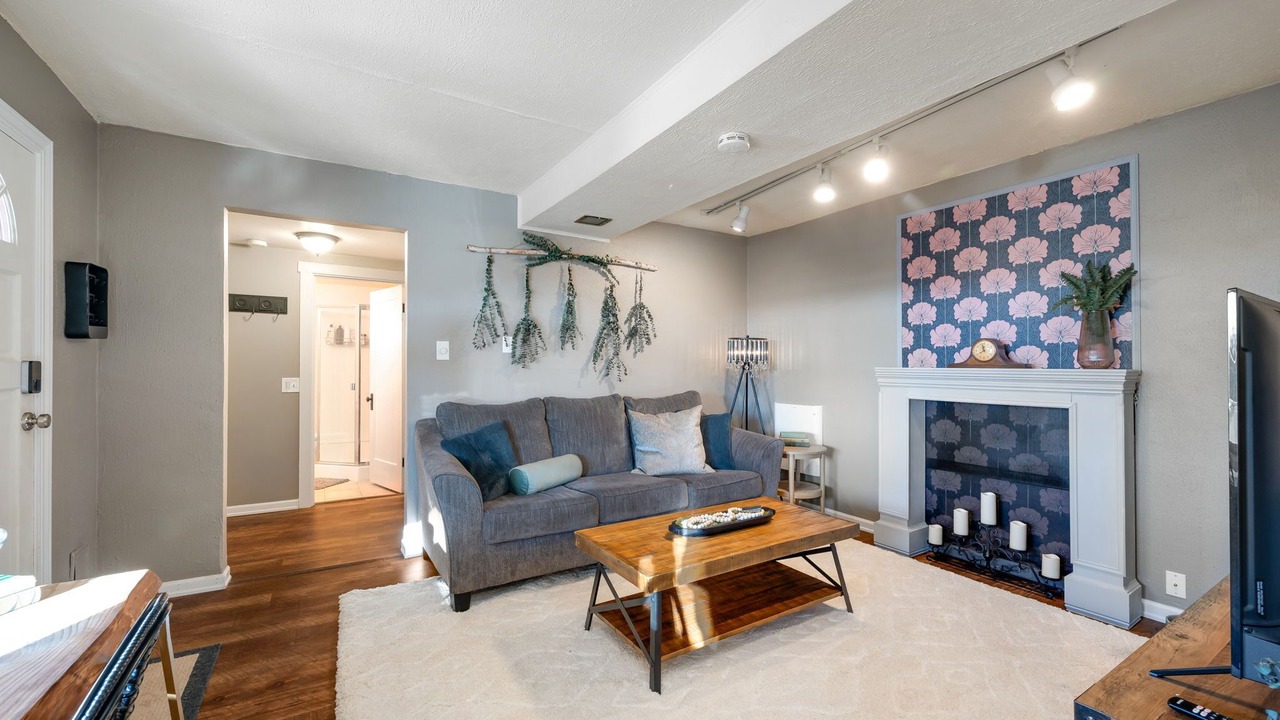 Photo of Livingroom in Greenwood