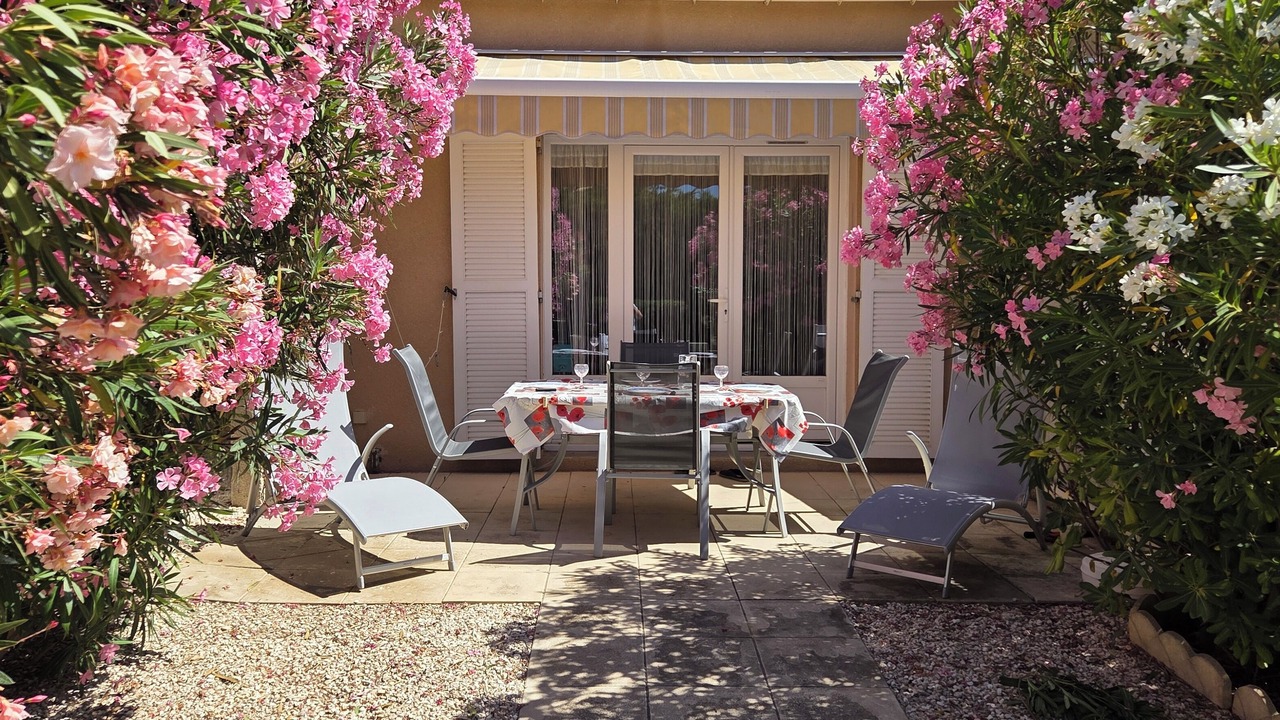 Photo of Outdoor in Saint-Pierre-la-Mer