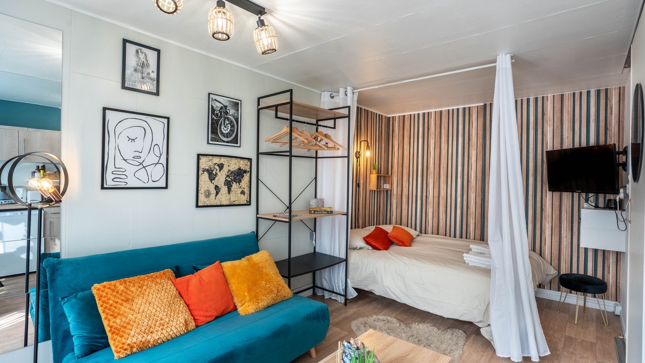 Photo of Bedroom in Charleville-Mezieres