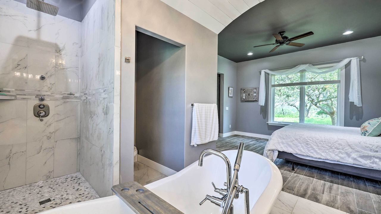 Photo of Bathroom in Spring Branch