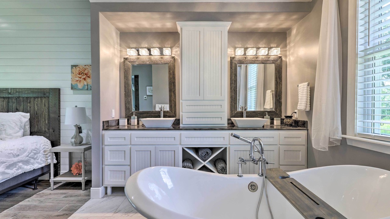 Photo of Bathroom in Spring Branch