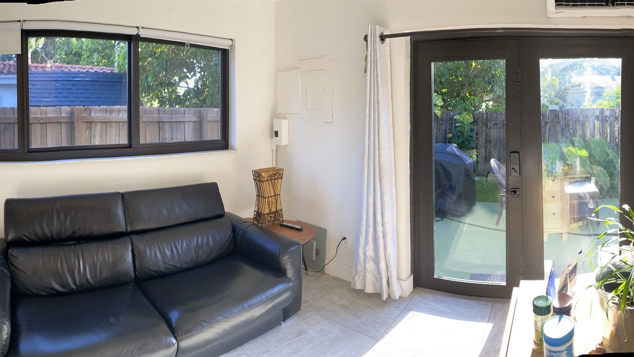 Photo of Livingroom in North Miami Beach